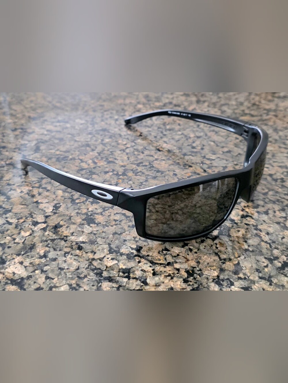 Oakley Gibston OO9449-01 60 Black Prizm mirrored Grey Lens 61-17-132 sunglasses